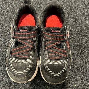 Boy Air Sketchers Shoes us12.5